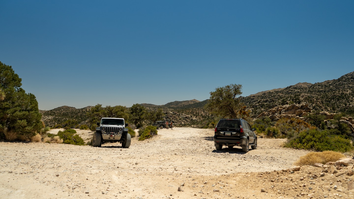 2N02 Burns Canyon California Offroad Trail